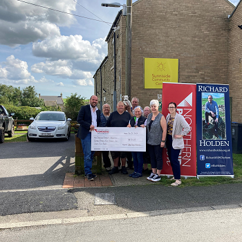 Community of Sunniside with Northern Powergrid Foundation and MP Richard Holden